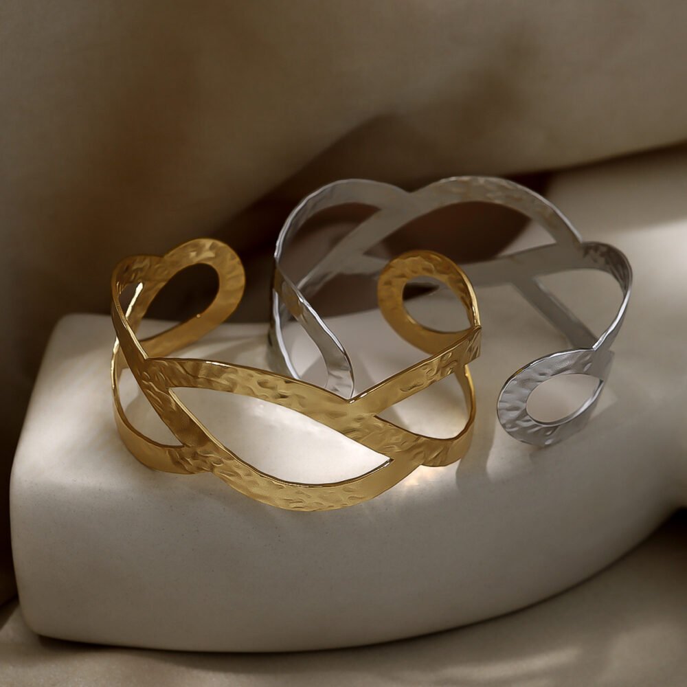 No Stainless Steel Irregular Hollow Winding Bracelet - Image 4