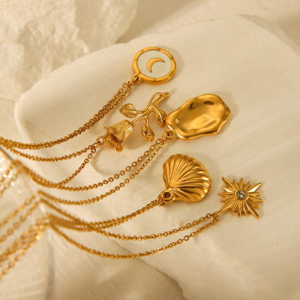 Rose Eight Pointed Star Moon Scallop Necklace - Image 4