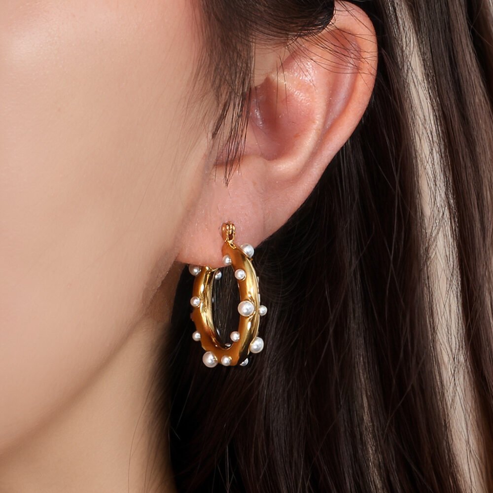 Hoop earrings 18K inlaid pearl zircon earrings - Image 2
