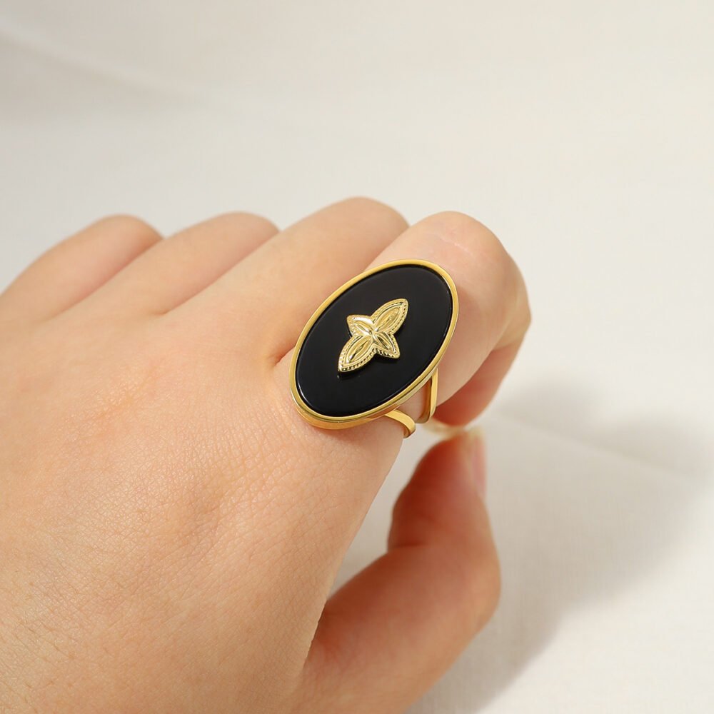 Man Shaped Star Open Black Oil Drop Ring