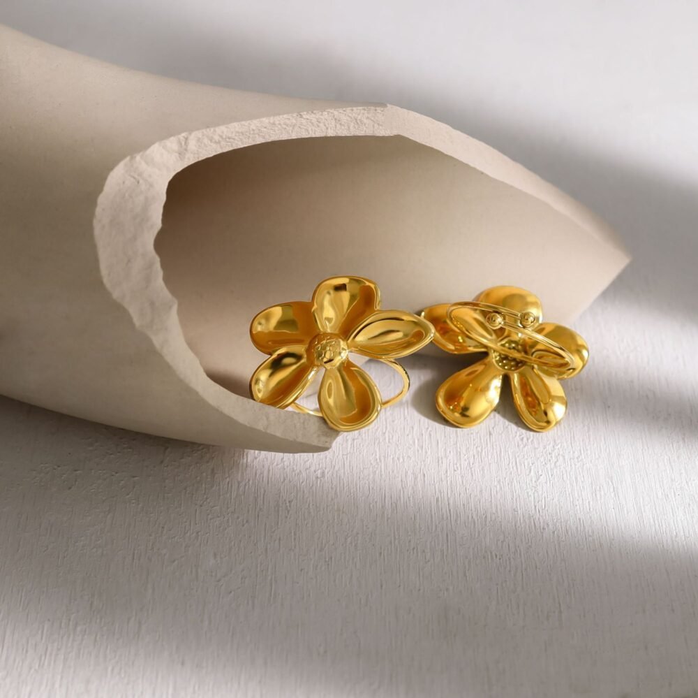 Glossy Petal Flower Ring - Image 2