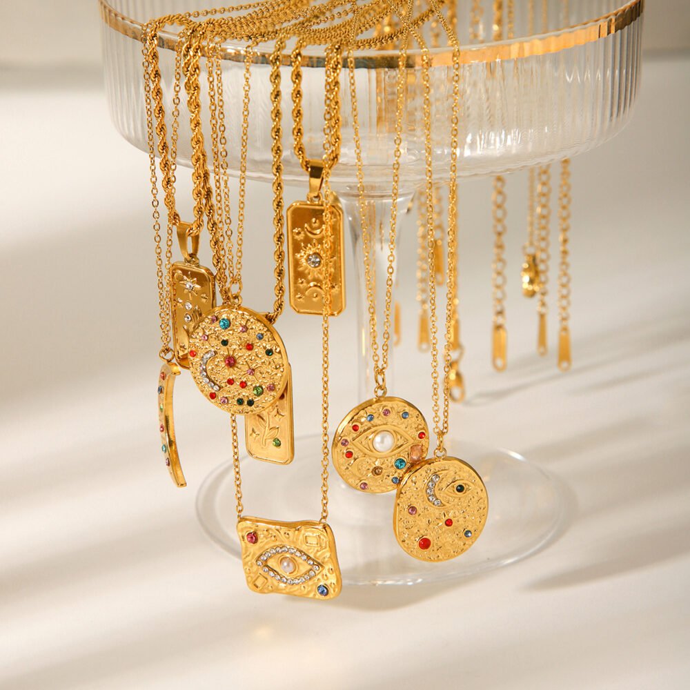 Sun And Moon Eight Pointed Star Moon Sun Necklace - Image 4