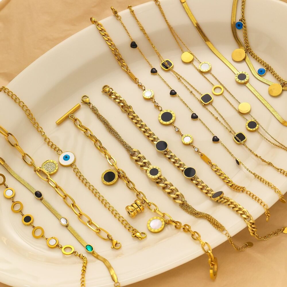 Stainless Steel Devil'S Eye Roman Round Plate Bracelets