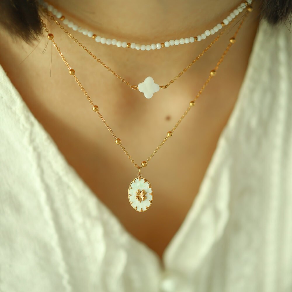 Natural Pendant Stacked Flower Shell Bead Combination Necklace
