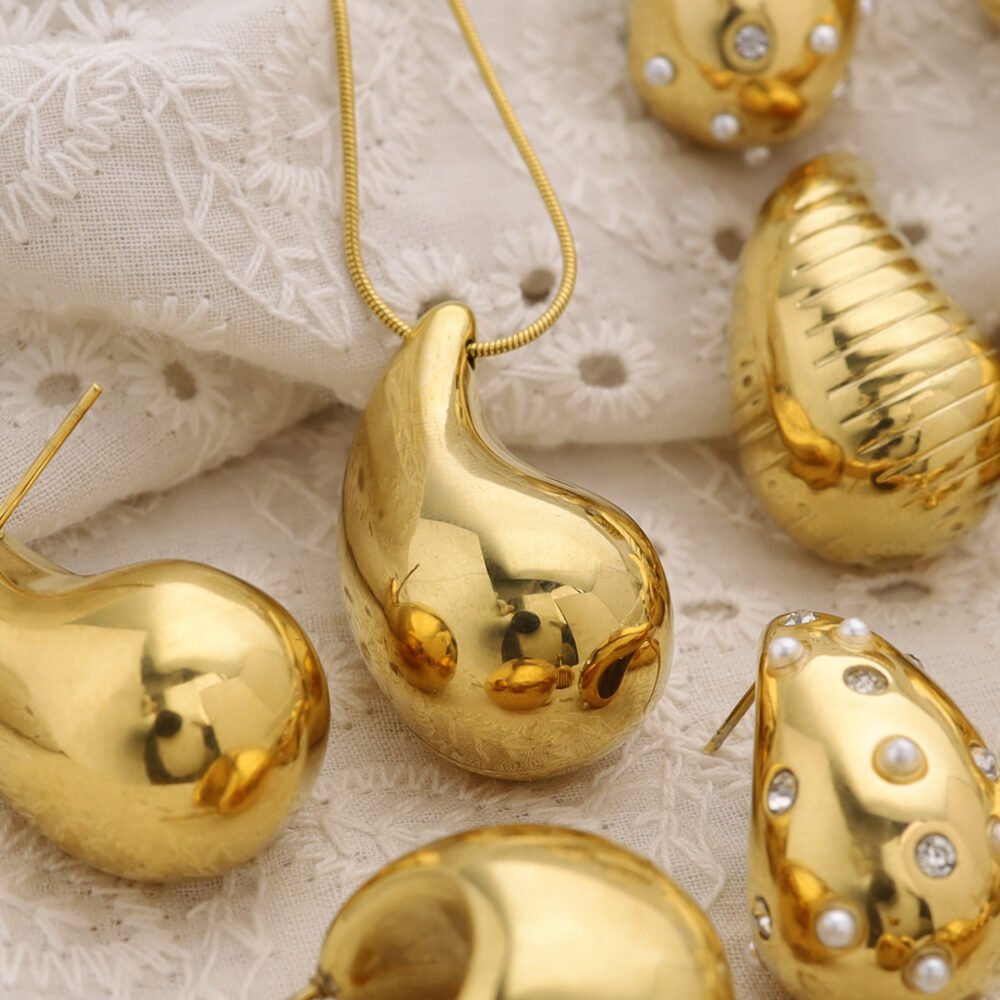 18K Gold Water Drop Earrings Chubby Earrings - Image 2