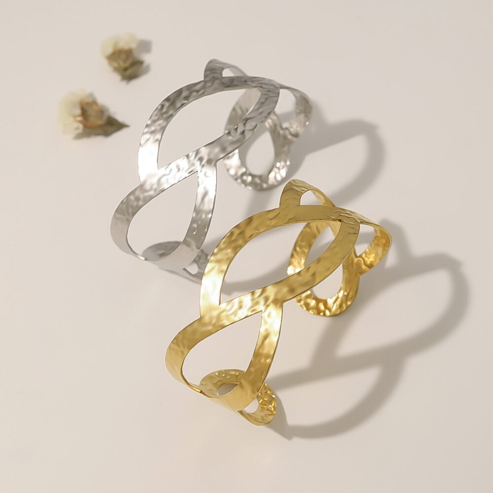 No Stainless Steel Irregular Hollow Winding Bracelet