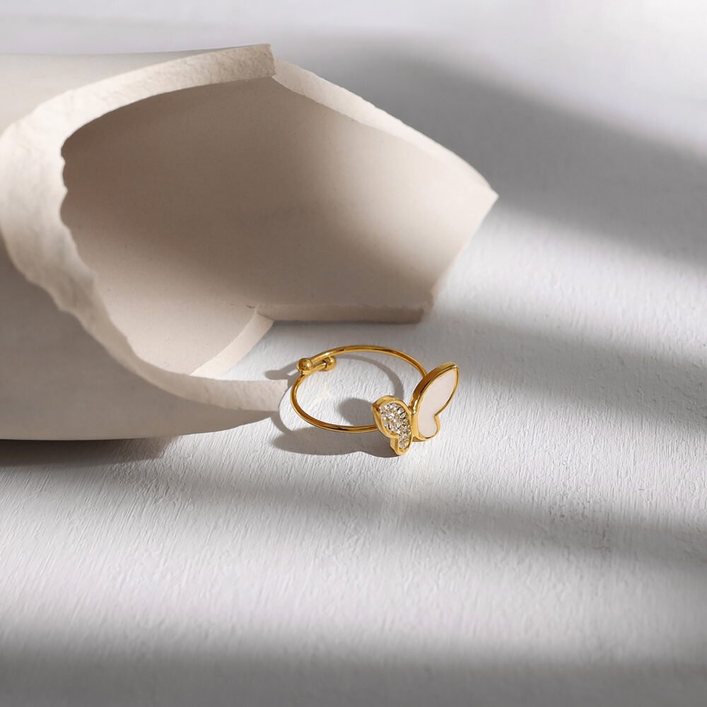 Butterfly White Shell Ring - Image 2
