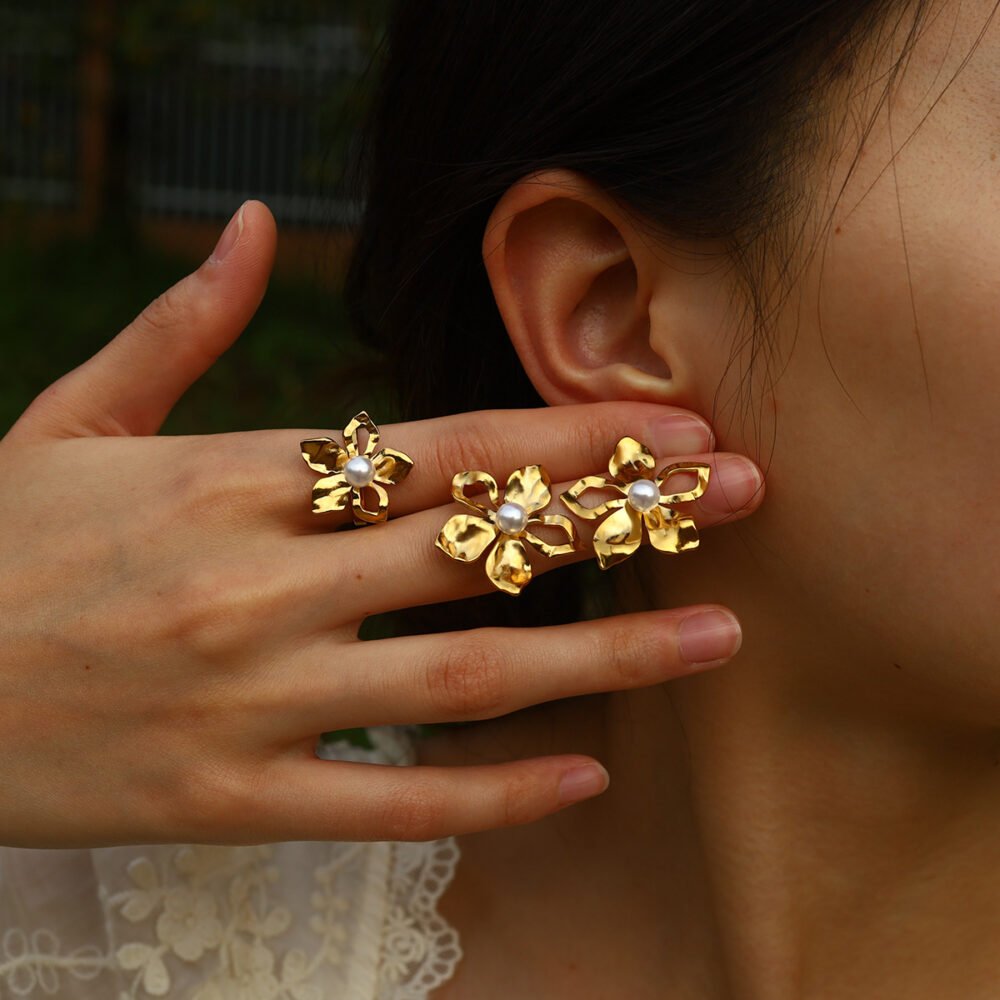 Stainless Steel Flower Pearl Earring Set - Image 2