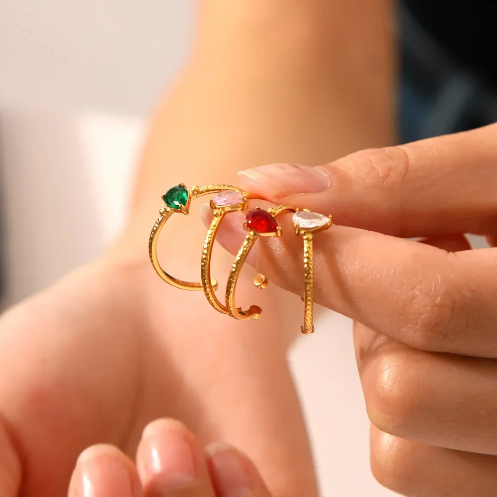 Zircon Inlaid Water Drop Hammer Pattern Opening Ring