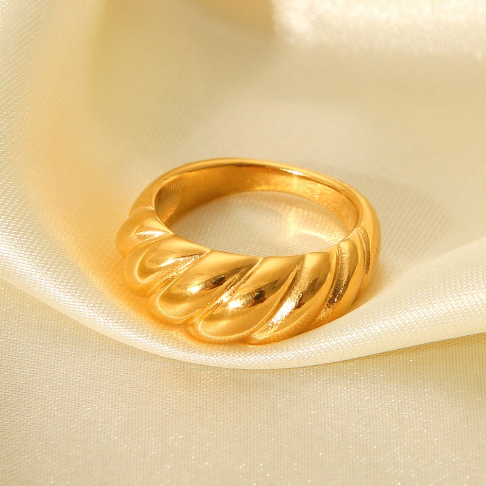 Stainless Steel Croissant Ring - Image 2