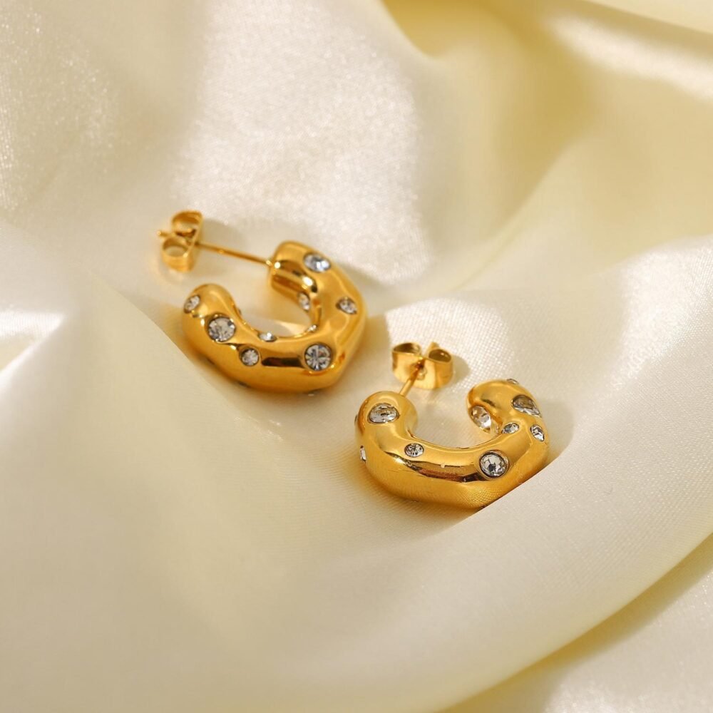 Special hammer pattern inlaid zircon C-shaped earrings 18K earrings