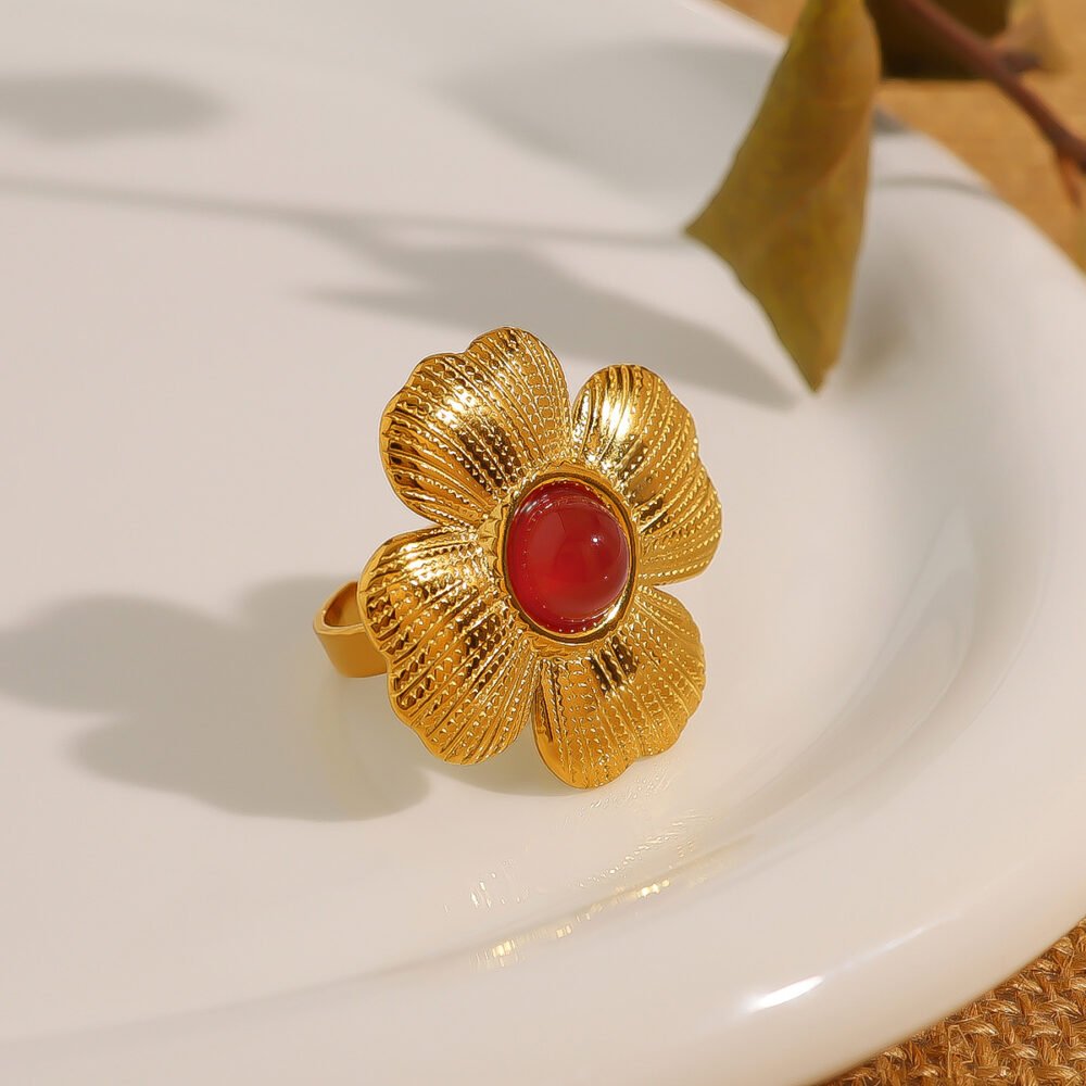 Flower Natural Stone 18K Gold Petal Ring - Image 4