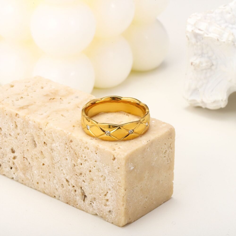Xiangling Check Pattern Ring - Image 2