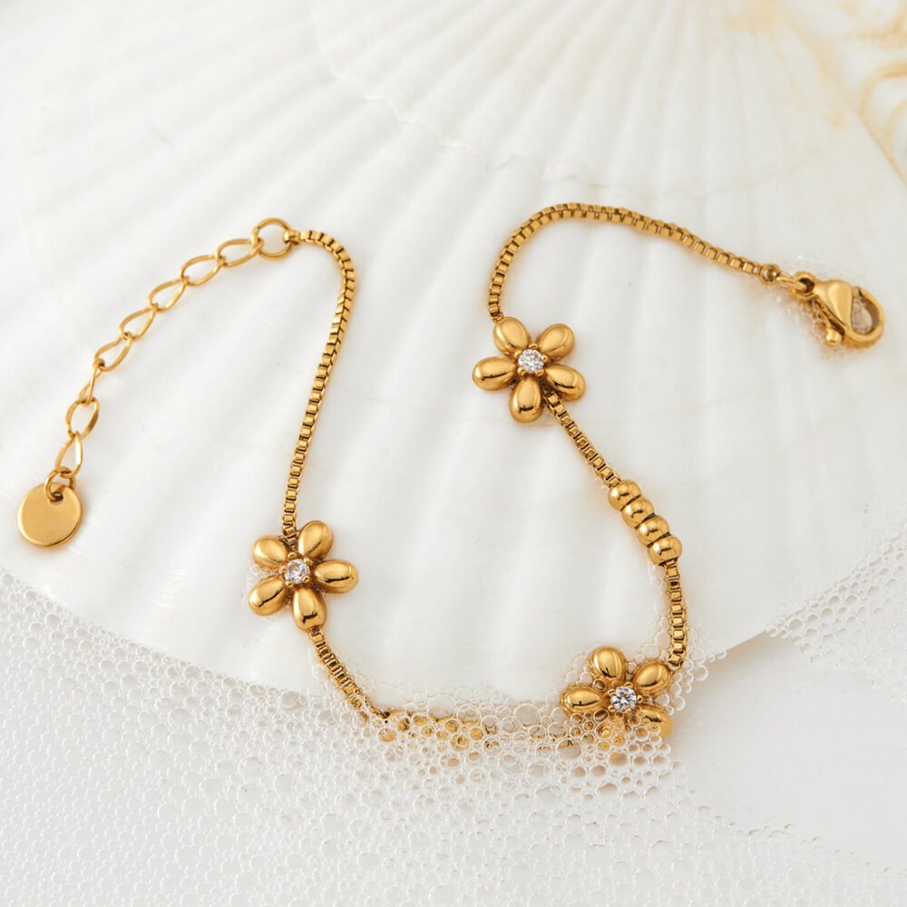 Flower Round Beads Bracelet - Image 3