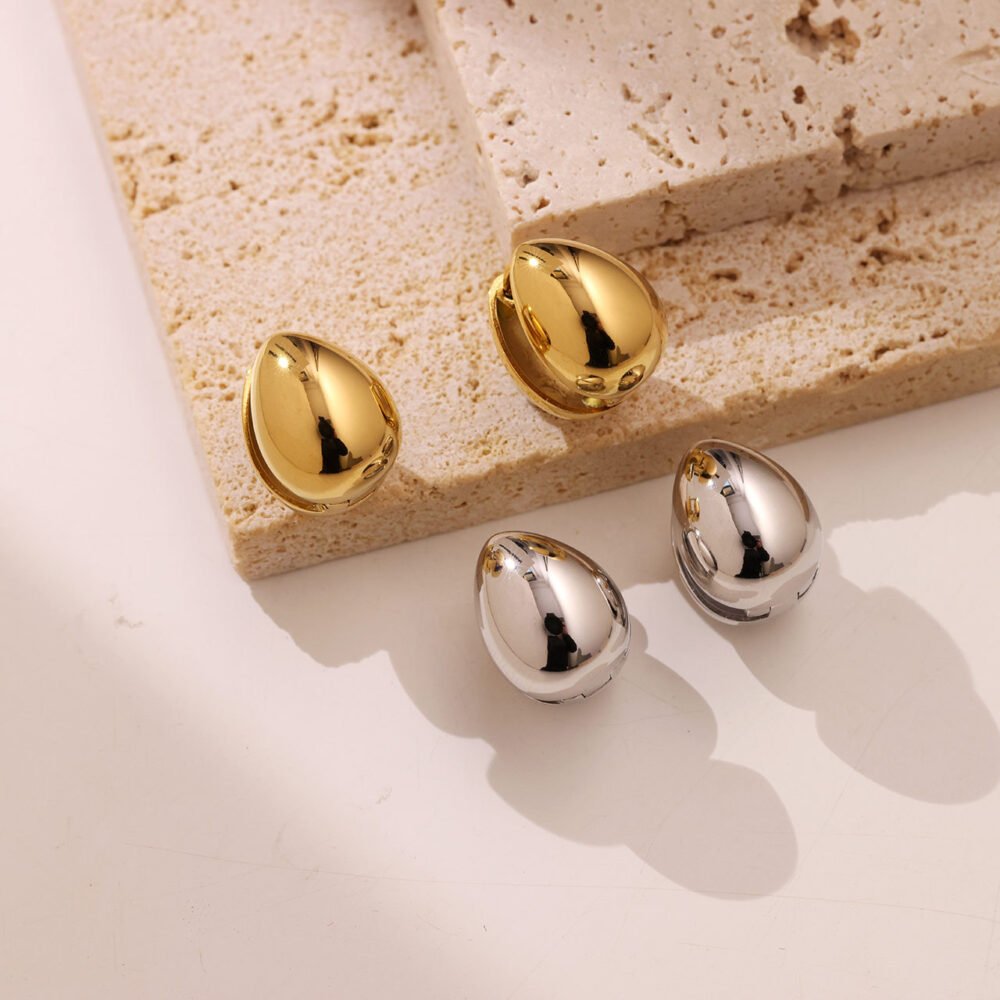 Water Drop-Shaped Smooth Surface Earrings