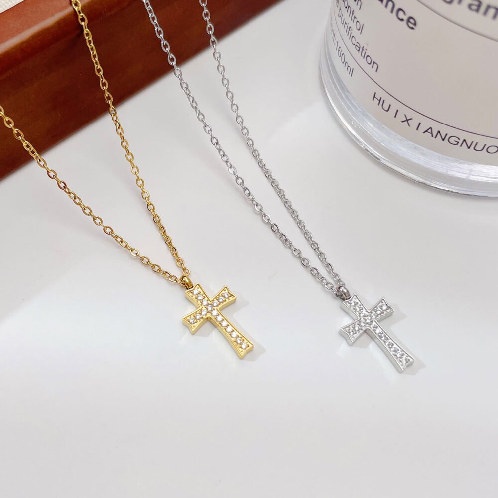 Cross Inlaid With Zircon Necklace