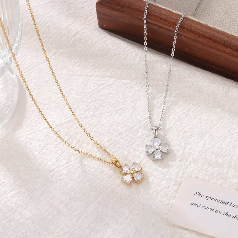 Four-Leaf Clover Flower Necklace - Image 2