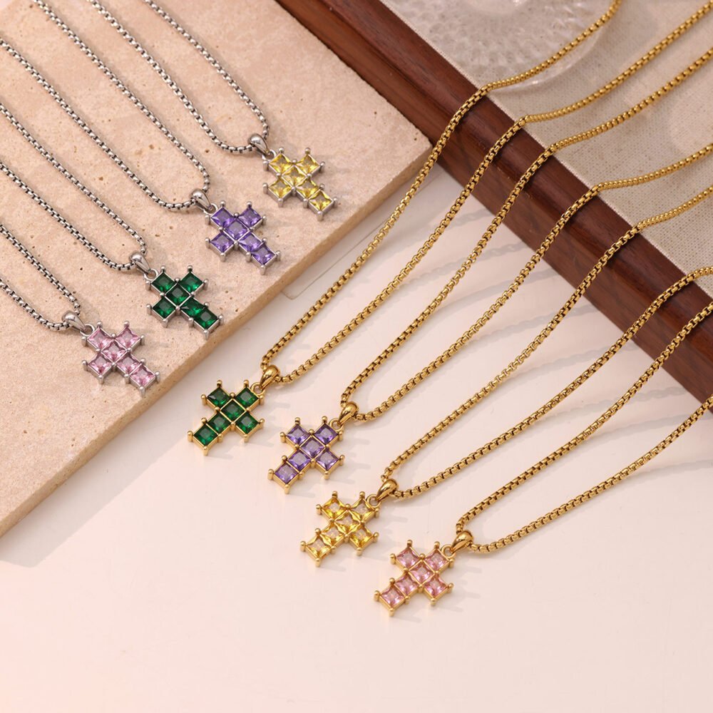 Cross Pattern Necklace