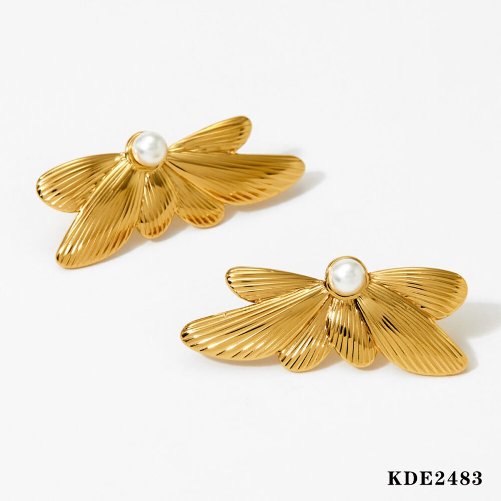 Butterfly Pearl Earrings - Image 5