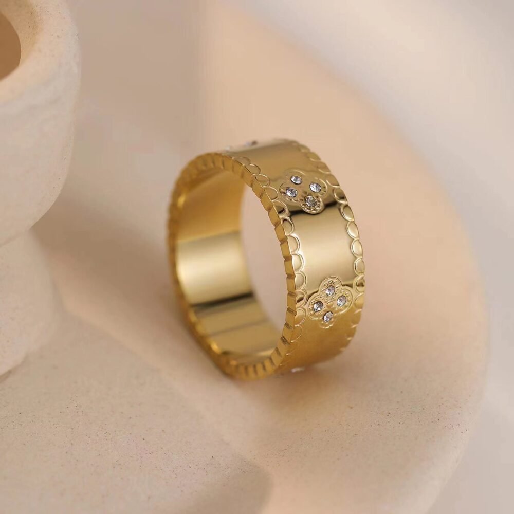 Stainless Steel Print Inlaid Diamond Ring