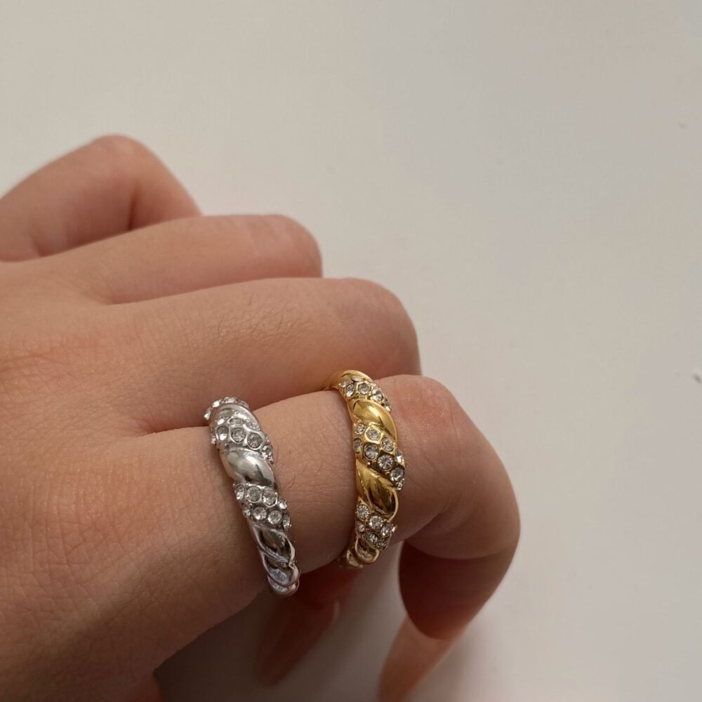 Twisted Thread With Diamond Ring - Image 2