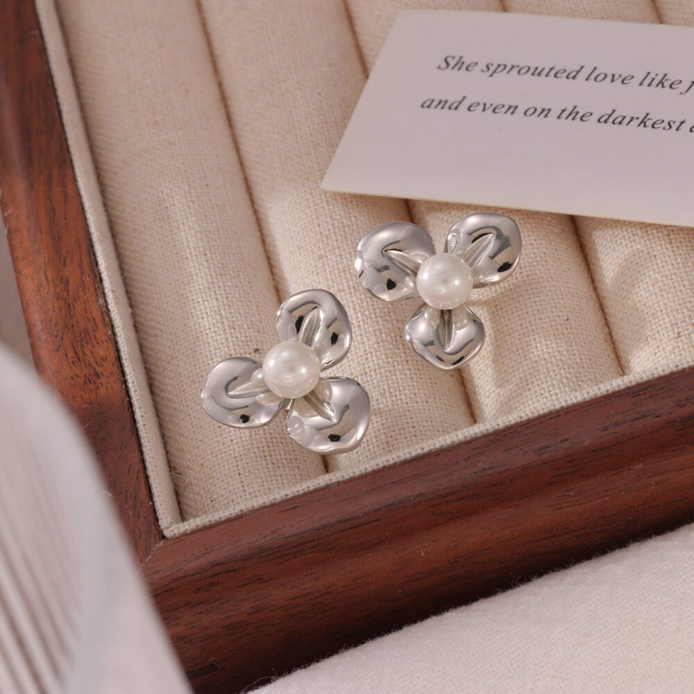 Flowers Earrings - Image 3