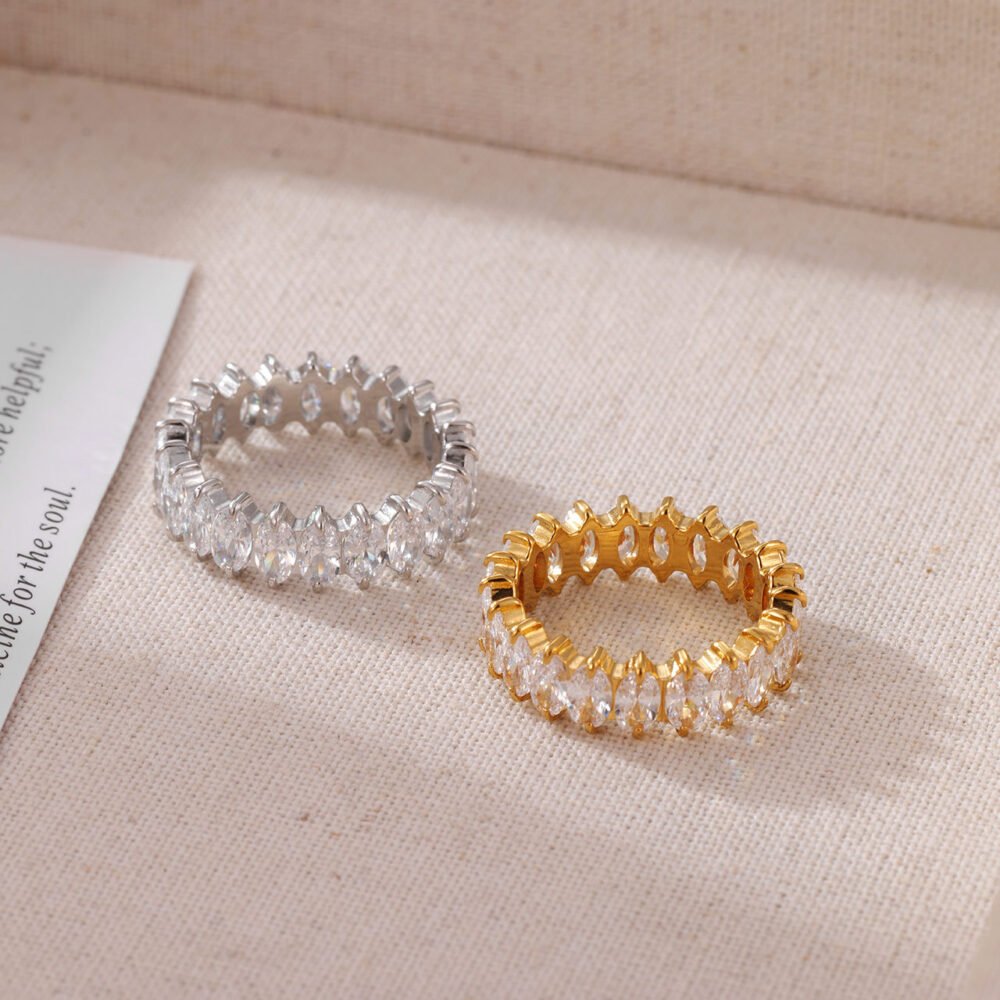 Single Row Of Micro-Inlaid Zircon Ring - Image 4