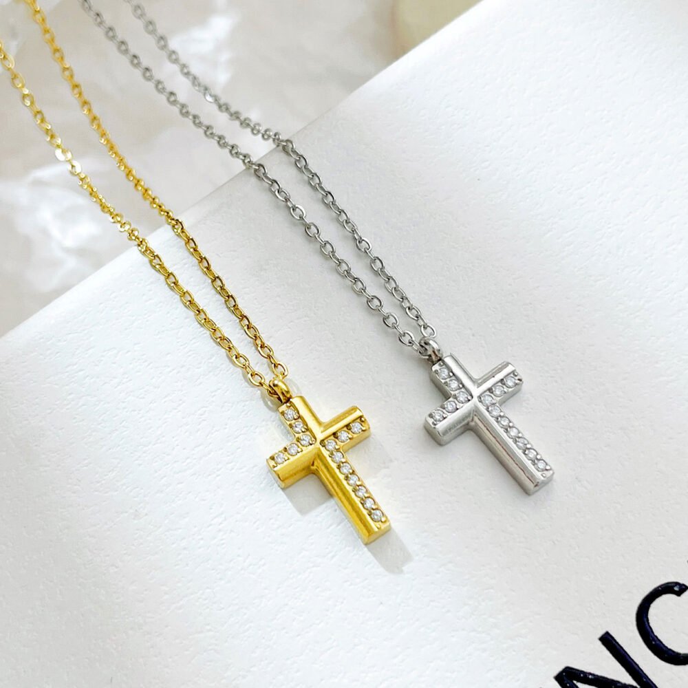 Cross Inlaid With Zircon Necklace