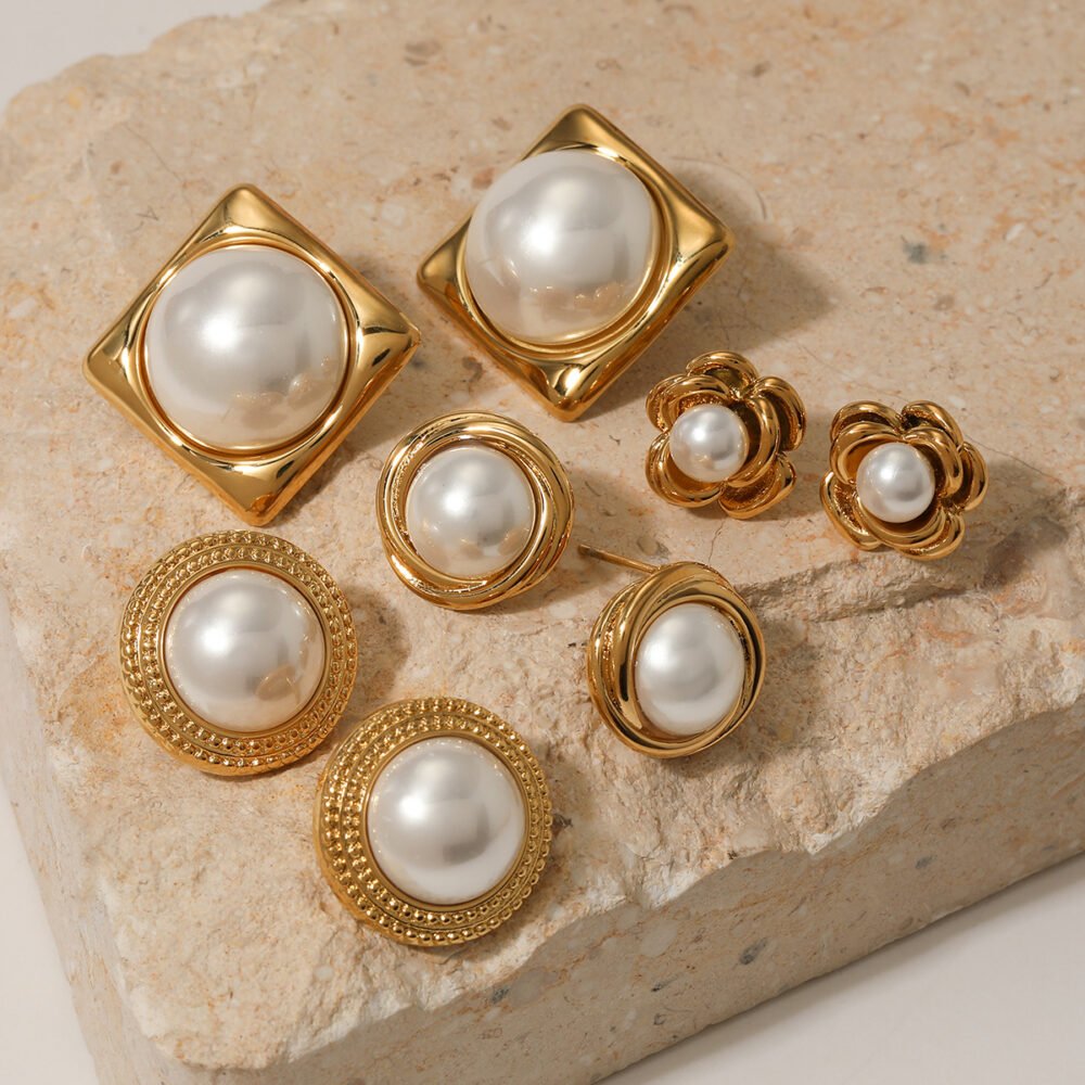 316L Love Flower Pearl Earrings - Image 4