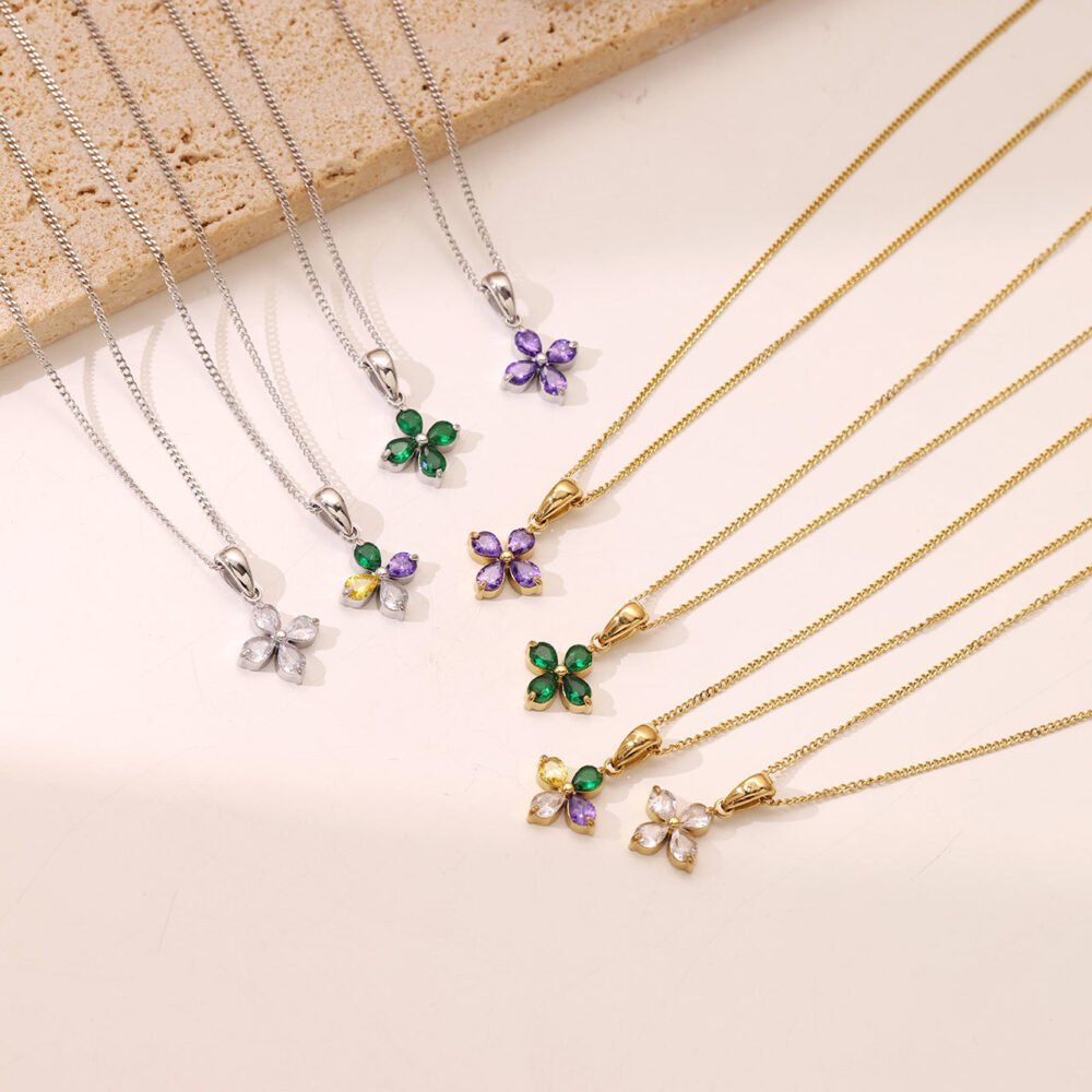 Flower Zircon Petals Necklace
