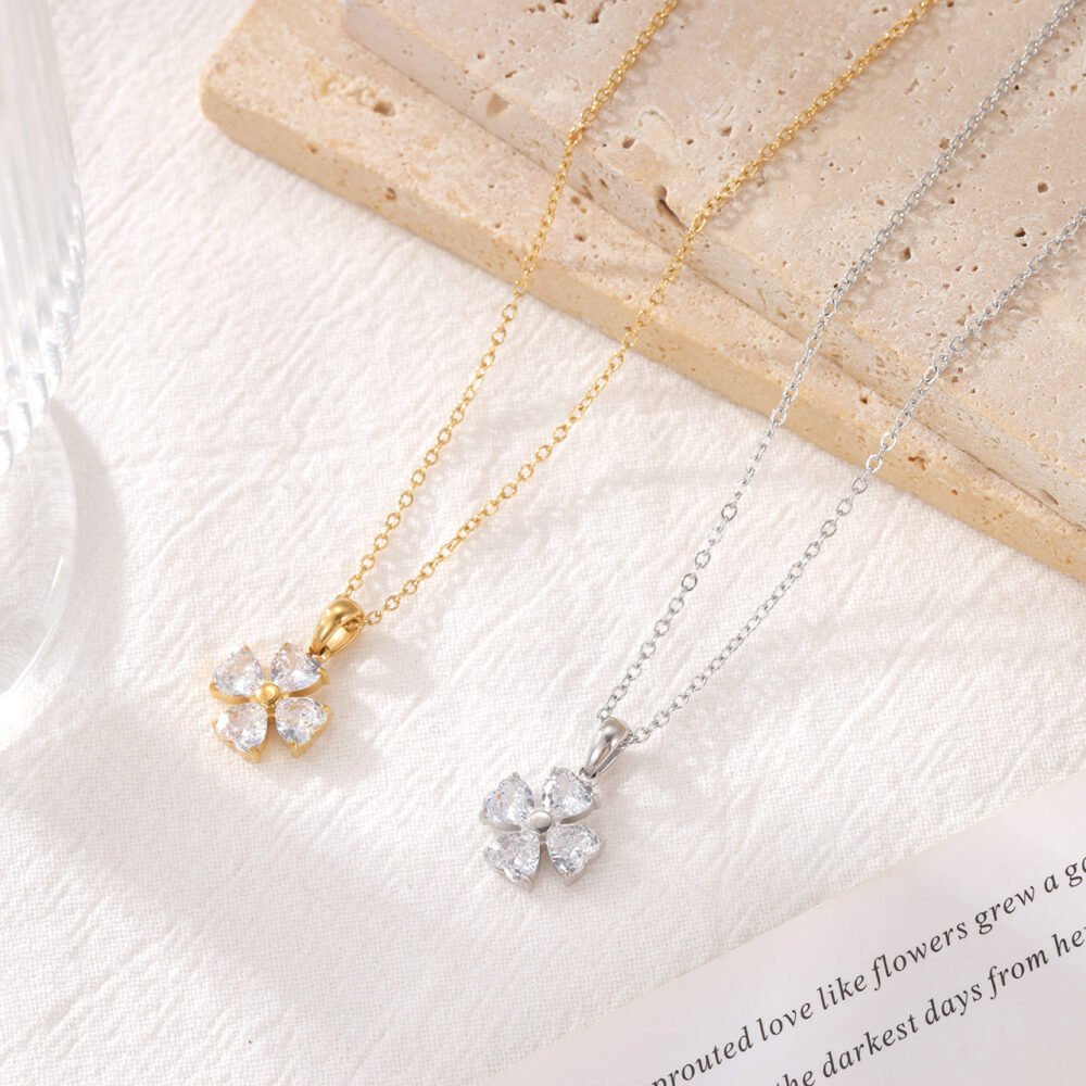 Four-Leaf Clover Flower Necklace