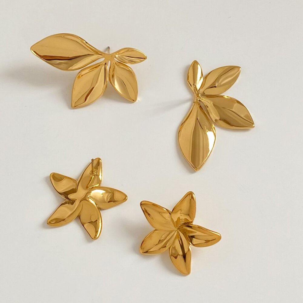 Leaf Flower Shape Earrings - Image 2
